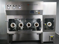 Isolator Sterilisasi Uji Keaslian Sampel Aseptik Baru, Isolator Steril Tekanan Positif API, Isolator Steril Baja Tahan Karat dengan Filter HEPA Kelas