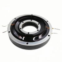 Super tweeter avec un diamètre de diaphragme de 3,5 pouces (89 mm) et une puissance RMS de 400 W