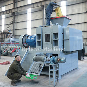 Moule de briquettes de charbon de bois Briquettes de charbon de bois de forme ovale Machine à presser <span class=keywords><strong>Prix</strong></span> <span class=keywords><strong>d</strong></span>'usine - Product Image 2