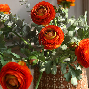 Hoogwaardige kunstzijde Ranunculus bloemen, 2-koppig, groothandel wit roze voor Pasen, Kerstmis, huis & bruiloftdecoratie - Product Image 6