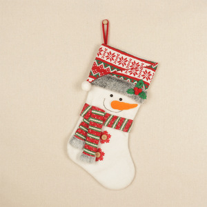 Chaussettes de renne colorées Décorations de bas de Noël festives avec décorations suspendues de Noël de bonhomme de neige de père Noël pour les enfants - Product Image 5