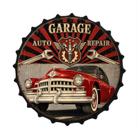 Plaques murales métalliques vintage style garage, avec motifs bouchons de bouteille et voitures classiques, pour décoration murale de Man Cave, atelier automobile, bar, et panneaux métalliques rétro, ainsi que plateaux en étain personnalisables.