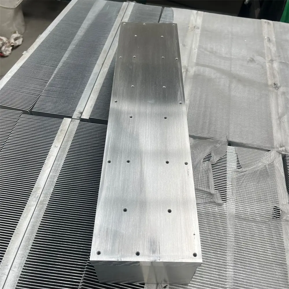 Anodisation en aluminium d'OEM et profil en aluminium de radiateur de revêtement de poudre