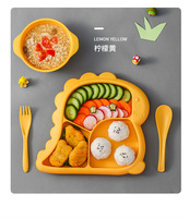 Assiette à dîner pour enfants en Pp épaissie à motif de dessin animé créatif ensemble de vaisselle pour enfants avec logo personnalisé en gros
