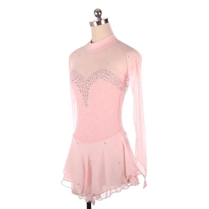 Vestido de patinaje artístico Rosa elegante para mujer con cuello alto y mangas largas con adornos de diamantes de imitación en forma de corazón - Product Image 3
