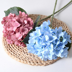 Fleur d'hortensia artificielle réaliste en soie rouge, tige unique de 45 cm, faite à la main, pour décoration de maison de luxe, mariage, centre de table - Product Image 5