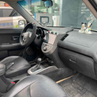 Voiture d'occasion Kia Soul 2013 1.6L ATPremium Hatchback en excellent état à prix bas, exportée de Chine