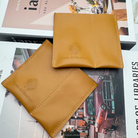 Pochette d'emballage personnalisée en cuir PU pour pinces à cils avec logo en relief, pochette cadeau en cuir pour rouge à lèvres et brillant à lèvres