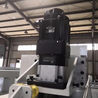 Machine de fraisage CNC miniature à 5 axes avec système de contrôle Mach3, moteur à broche unique de 11 kW pour applications 3D de modèles de voitures en bois/acrylique