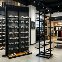 Support mural moderne commercial de chaussure de sneaker en métal pour le magasin de détail de boutique de sport d'hommes