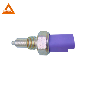 Interrupteur de feu de recul 225753 225742 2257.53 2257.42 206 pour Peugeot 207 307 308 408 508 3008 Citroen C3 <span class=keywords><strong>C4</strong></span> C5 Picasso - Product Image 2