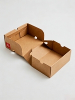 Boîte de rangement pour chaussures en papier kraft avec doublure ondulée écologique, logo personnalisé, fabriquée à la main, en provenance du Fujian, personnalisable pour l'emballage des chaussures