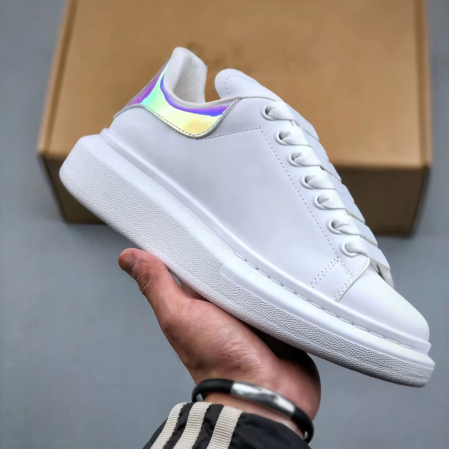 As shown in the figure