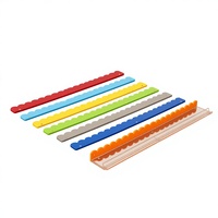 Support de Mahjong en Acrylique Simple à Fond Plat avec Fixation Magnétique et Rulera de Poussoir de Cartes – Organisateur de Cartes Indispensable pour les Paresseux