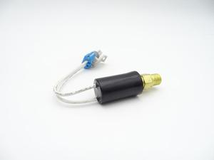 Capteur de pression d'huile de transmission RE212870 de haute qualité pour les modèles 6110M, 6110R, 6120M et 6120R. - Product Image 3