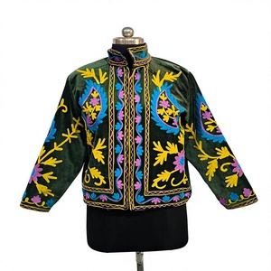 เสื้อแจ็คเก็ตซูซานีปักลายดอกไม้สไตล์แคชเมียร์ งานฝีมือประณีต ดีไซน์คอตั้งหรูหรา สีเขียวเข้มเข้มข้น - Product Image 1