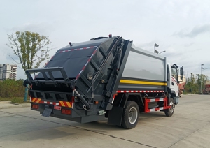 Camion à ordures compacteur à chargement arrière Dongfeng 13m3 pour les zones municipales et les rues - Product Image 5