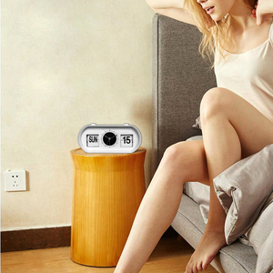 Chất Liệu ABS-Ngày <span class=keywords><strong>Retro</strong></span> Đồng Hồ Báo Thức Với Lịch - Product Image 5