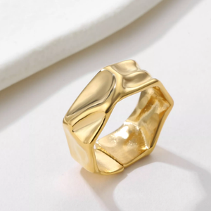 Zierlicher 18 Karat vergoldeter klassischer unregelmäßiger konkaver und konvexer Wellen <span class=keywords><strong>ring</strong></span> Offener verstellbarer Edelstahl <span class=keywords><strong>ring</strong></span> für Männer und Frauen - Product Image 5