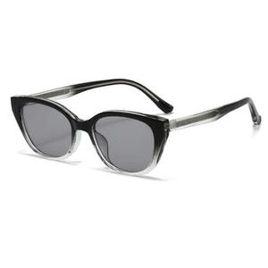 <span class=keywords><strong>Gafas</strong></span> <span class=keywords><strong>de</strong></span> Sol <span class=keywords><strong>de</strong></span> ojo <span class=keywords><strong>de</strong></span> gato para mujer <span class=keywords><strong>de</strong></span> calidad superior moda ligera TR90 + CP <span class=keywords><strong>gafas</strong></span> <span class=keywords><strong>de</strong></span> sol al por mayor - Product Image 5