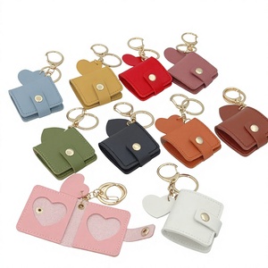 Llavero con Foto Estilo Instagram, Colgante Práctico y Portátil, Mini Charm Creativo para Colgar Fotos para Parejas con Diseño de Corazón - Product Image 2
