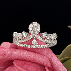 Anello da Donna F1585 in Oro Bianco con Diamante Taglio Cuore, Anello di Fidanzamento con Diamante Naturale Colore D e Pietre Laterali - Product Image 5