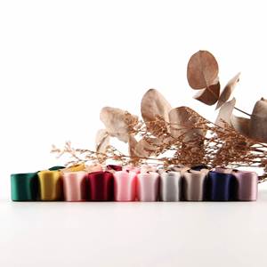 Cinta Floral de Doble Cara de 1.5cm para Decoración de Cajas de Regalo, Lazo de Pompones, Envoltura de Regalo de Navidad Personalizada, Color Sólido Satinado JD-0827E - Product Image 4