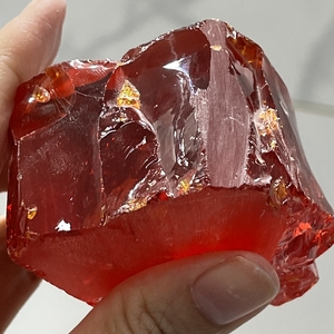 <span class=keywords><strong>Pietra</strong></span> <span class=keywords><strong>preziosa</strong></span> grezza cina rosso non tagliato cubico Zrconia - Product Image 2