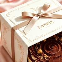 Boîte cadeau carrée écologique à imprimé floral délicat avec ruban en satin et nœud, logo personnalisé en feuille d'or, emballage rigide en papier pour