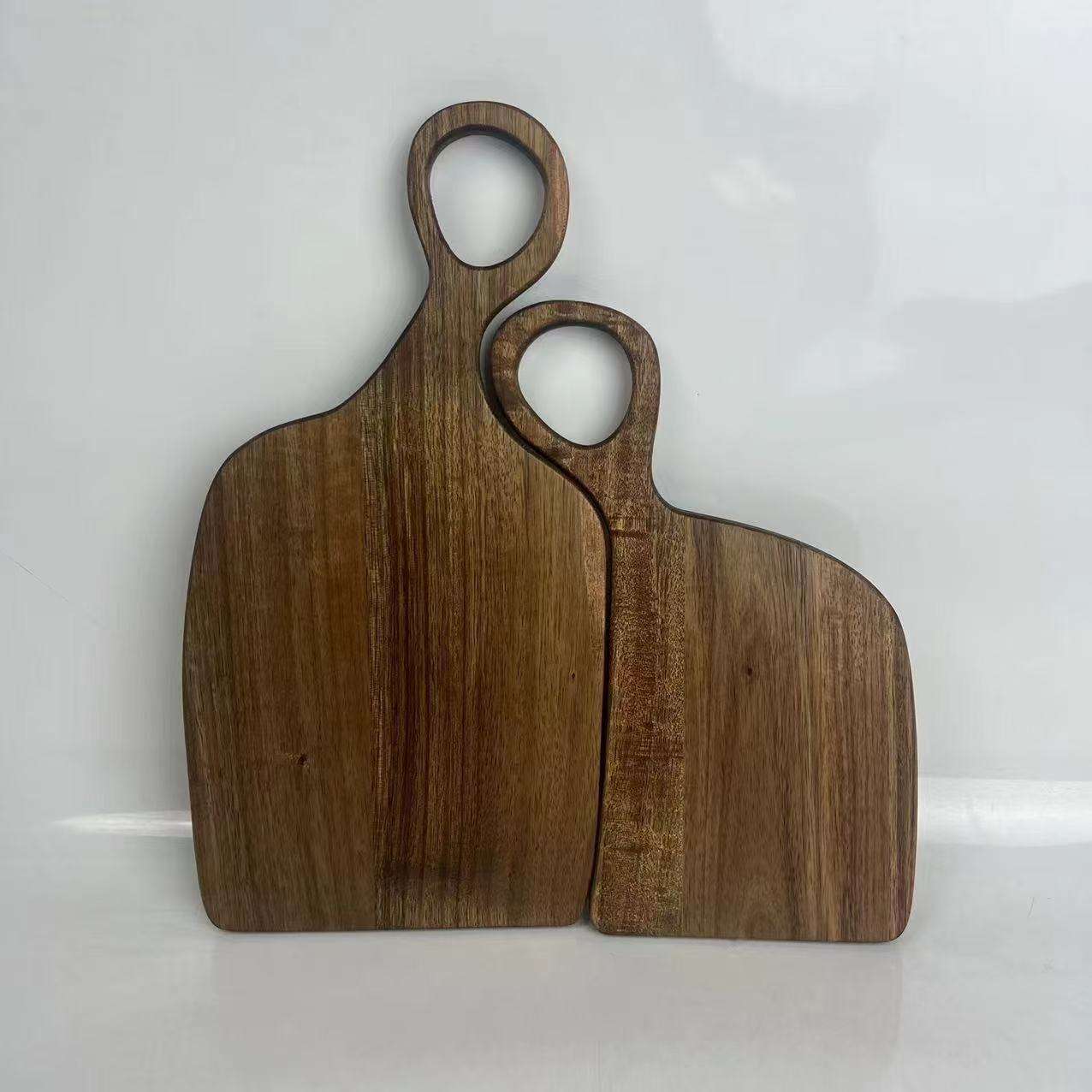 The acacia wood combination has no white edges