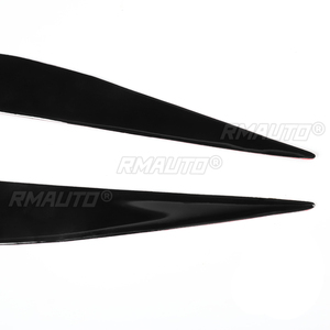 ฝาครอบตกแต่งขอบไฟหน้าสีดำ 1 คู่ สำหรับ BMW ซีรีส์ 4 M3 M4 F32 F33 F36 F80 F82 F83 สติ๊กเกอร์ติดขอบไฟหน้า - Product Image 4