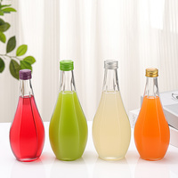 Bouteille hexagonale en verre transparent très vendue, récipient polyvalent pour fruits, vin, jus, arômes, fleurs, décoration