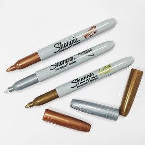 Bút Đánh Dấu Màu Vàng Bạc <span class=keywords><strong>Sharpie</strong></span> Đồ Thủ Công Vĩnh Viễn Chống Nước Bằng Kim Loại Cho Gỗ Nhựa Kim Loại Sơn Thủy Tinh Văn Phòng Phẩm Viết - Product Image 3