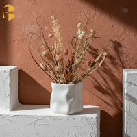 Nouveau design, bougie en céramique vide de marque privée de luxe avec logo personnalisé, bougie en pot de céramique d'huile parfumée de cire de soja pour la décoration intérieure