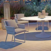 Ensemble de mobilier de jardin de style nordique pour villa, table et chaises de cour, résistant à l'eau et aux UV, fabricant de chaises de jardin