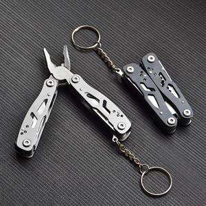 Herramienta Multiusos KHC PC22, 11 en 1, de Acero Inoxidable, Plegable, para Bricolaje e Industrial, con Destornillador, Mini, Portátil, Negro/Plateado 1 - Product Image 5
