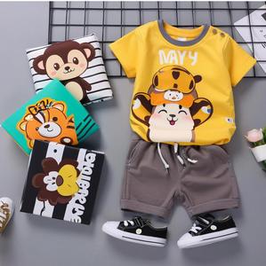 <span class=keywords><strong>Vendita</strong></span> Diretta di Fabbrica: Set di <span class=keywords><strong>Abbigliamento</strong></span> per Bambini <span class=keywords><strong>in</strong></span> Misto Poliestere-Cotone Stampato per Tutte le Età, Prezzo all'Ingrosso, Collezione Primavera - Product Image 1
