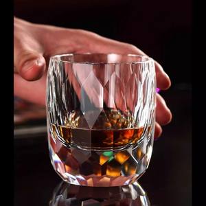 Bicchiere da Whisky in Cristallo K9 Taglio Diamante Stile Americano Capacità 201-300ml per Whisky Rum Bourbon e Vino - Product Image 3