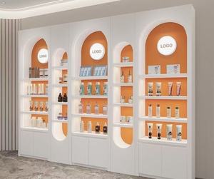 Vitrina de Exhibición de Cosméticos para Salón de Belleza de Alta Gama <span class=keywords><strong>EMMA</strong></span>, Pintada, Comercial, Moderna, Irregular, para Productos para el Cuidado de la Piel y Esmalte de Uñas - Product Image 1