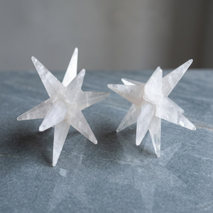 Cristal de quartz clair en forme d'étoile, géométrie Merkaba, cristal sculpté à la main, pierre précieuse de guérison, artisanat pour la décoration de la maison, Feng Shui - Product Image 1