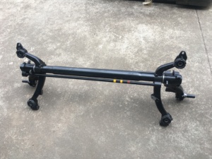 Pièces de rechange automatiques de haute qualité de traction <span class=keywords><strong>arrière</strong></span> suspension poutre d'<span class=keywords><strong>essieu</strong></span> pour <span class=keywords><strong>206</strong></span> voiture OEM 5148.97 5150.78 - Product Image 2