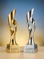 Trophées Métalliques Personnalisables Or Argent Bronze – Sur Mesure pour Événements Sportifs, Entreprises, Employés Exceptionnels, Créatifs