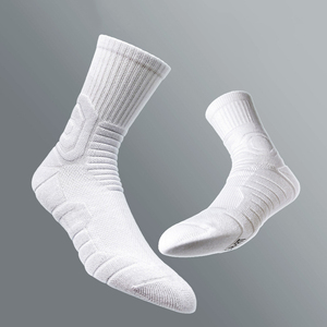 Calcetines deportivos transpirables suaves de alta calidad Calcetines de <span class=keywords><strong>baloncesto</strong></span> con cojín Atlético Terry de rendimiento personalizado - Product Image 3
