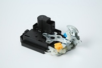 Ensemble de serrure de porte de cabine P3641100740 R Droite avec actionneur de verrouillage centralisé 24V pour camion lourd Tata Daewoo Novus, remplacement OE