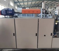Machine de soufflage de bouteilles à deux stations Réservoir d'eau en plastique faisant la machine de moulage par soufflage d'extraction Machine de soufflage 10 litres pour Jerry