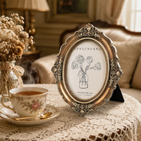 Cadre photo carré doré fait main créatif avec passe-partout blanc et découpe circulaire en résine, décoration de table, cadeau familial