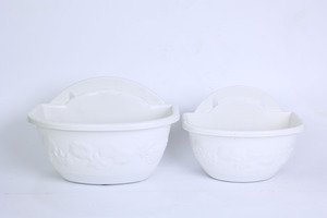 Wall Mounted Plastic Flower Pot Decorative Hanging Planter <b>Basket</b> Indoor Outdoor Garden Balcony Plant Container <b>Small</b> Size - Product Image 5