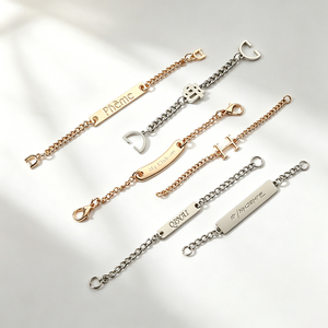 Accesorios de Cadena Metálica de Lujo para Ropa y Bolsos, Etiqueta Metálica para el Cuello con Logotipo de Letra Exclusivo, Adornada con Aleación de Alta Calidad - Product Image 6