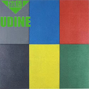 Tapis en caoutchouc SBR <span class=keywords><strong>pour</strong></span> extérieur Carrelage <span class=keywords><strong>de</strong></span> sol résistant au feu <span class=keywords><strong>pour</strong></span> <span class=keywords><strong>aire</strong></span> <span class=keywords><strong>de</strong></span> <span class=keywords><strong>jeux</strong></span> Sports Revêtement <span class=keywords><strong>de</strong></span> sol protecteur <span class=keywords><strong>pour</strong></span> <span class=keywords><strong>aire</strong></span> <span class=keywords><strong>de</strong></span> <span class=keywords><strong>jeux</strong></span> Carreaux en caoutchouc - Product Image 4