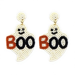 Pendientes de Fantasma Hechos a Mano con Cuentas y Diseño 'Boo', Joyería de Halloween, Accesorio de Tela de Algodón para Mujer - Product Image 1